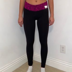 Victoria’s Secret PINK reversible leggings